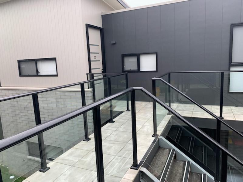 Captains Cove 1St Floor Spa Luxury Apartments - Free Netflix 페인스빌 외부 사진