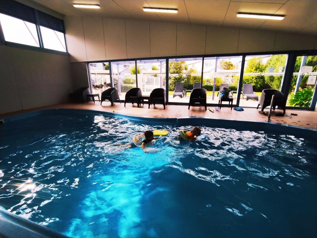 Captains Cove 1St Floor Spa Luxury Apartments - Free Netflix 페인스빌 외부 사진