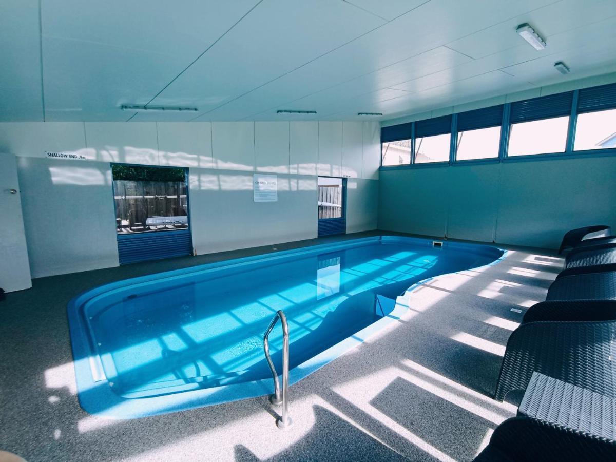 Captains Cove 1St Floor Spa Luxury Apartments - Free Netflix 페인스빌 외부 사진